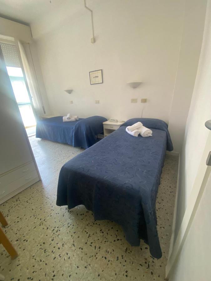 B&B Hotel Lucciola Cattolica Buitenkant foto