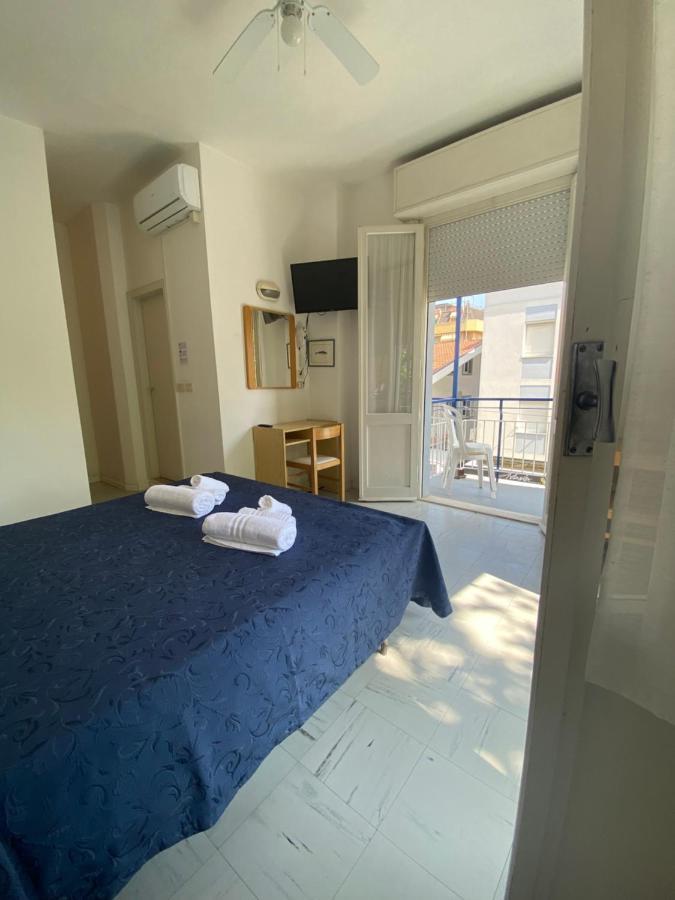 B&B Hotel Lucciola Cattolica Buitenkant foto