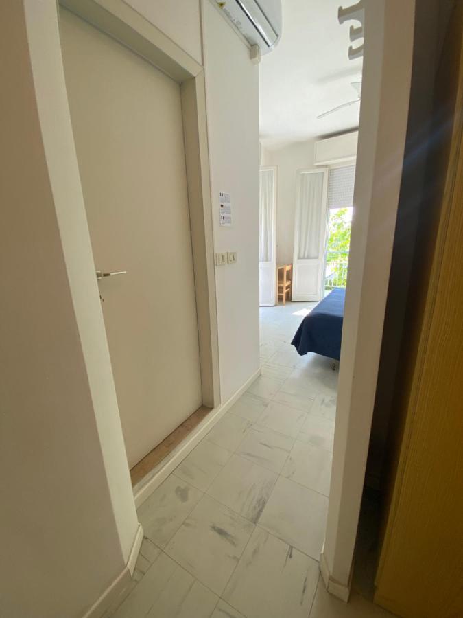 B&B Hotel Lucciola Cattolica Buitenkant foto