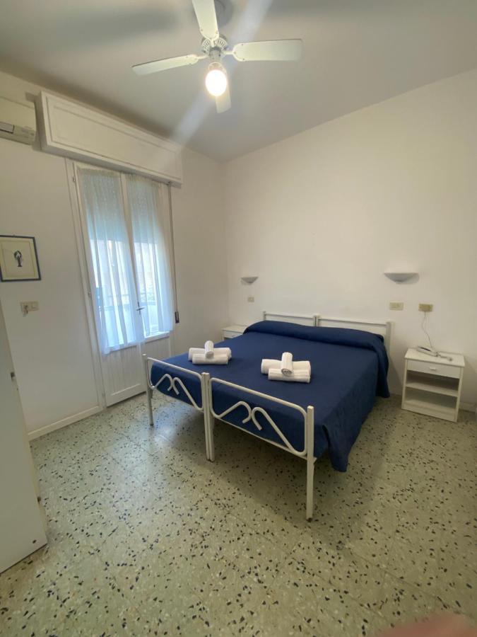 B&B Hotel Lucciola Cattolica Buitenkant foto